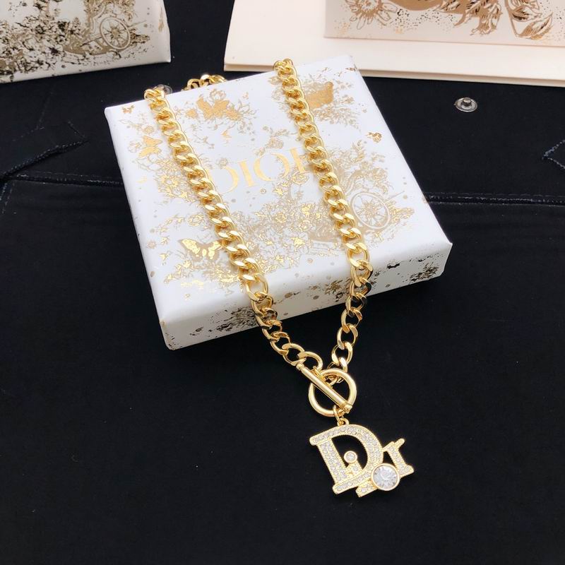 Dior Necklace 04yxs189